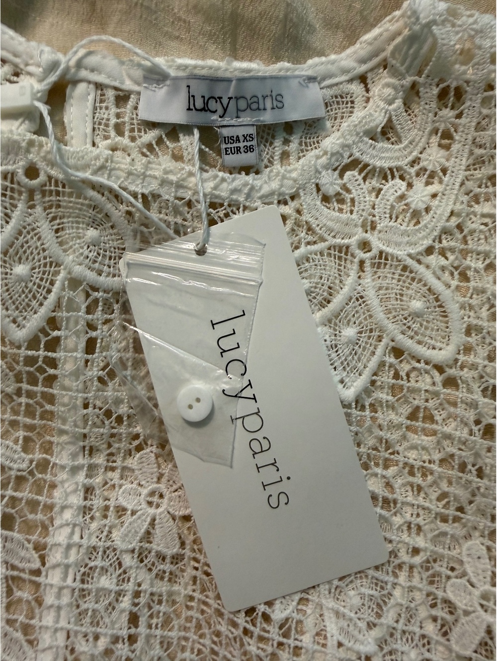 NWT Lucy Paris Elaine White Floral Lace Mini Dress, Size XS - Picture 4 of 5